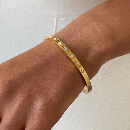 Bangle Stars in Gold