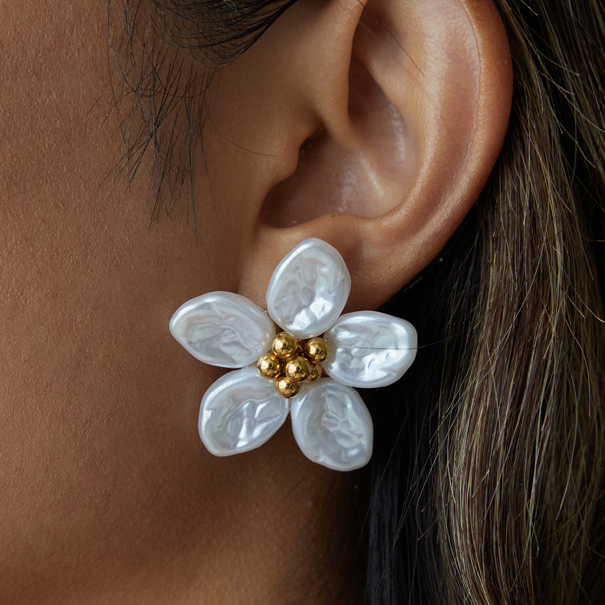 Earrings Sampaguita in Gold