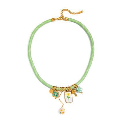 Necklace Isla in Green