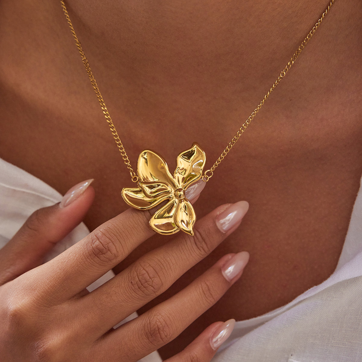 Necklace Marwa in Gold