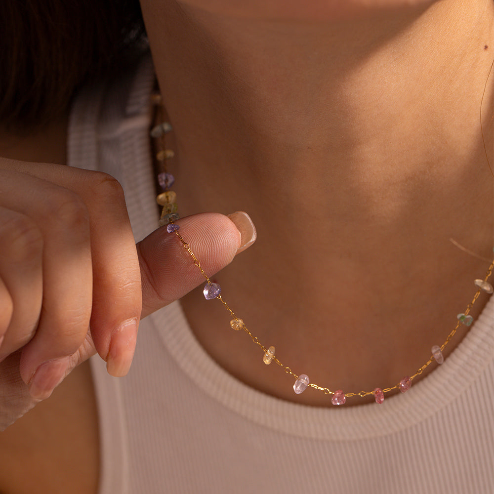 Necklace Gems in Gold