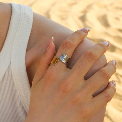 Ring Can in Silver. Gold